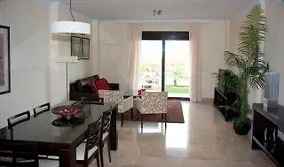 *** Ξενοδοχείο με διαμερίσματα Albayt Resort & Spa Εστεπόνα Ισπανία